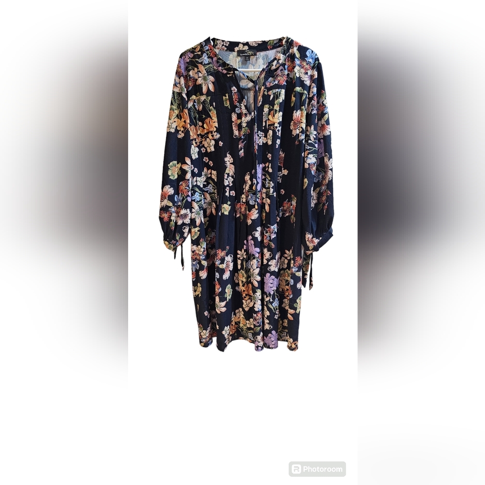 Suzanne Betro Long Sleeve Floral Dress - Black and Multicolor